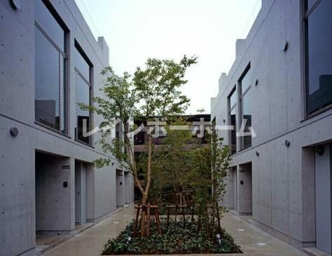 Y's Annex