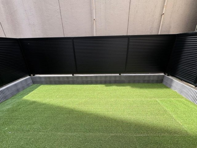 エストゥルース浅草のバルコニー