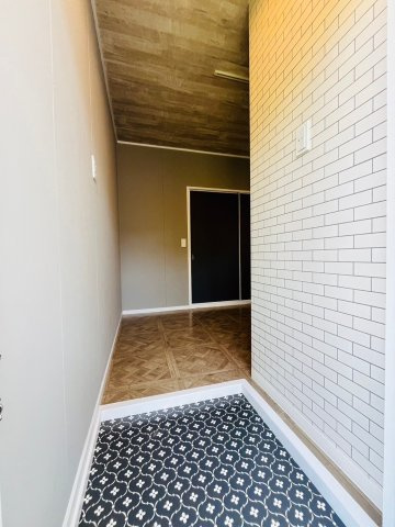 ハイツ4丁目の玄関