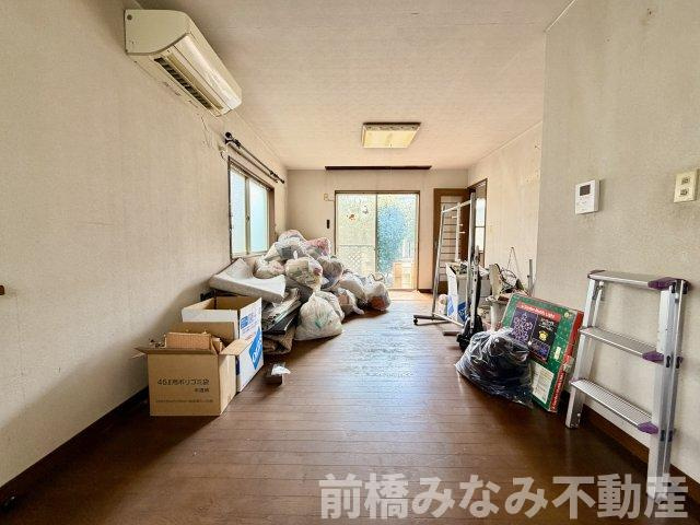 【中古】高崎市上豊岡町　５Kの居間・リビング|リビング（残置物は処分予定です）