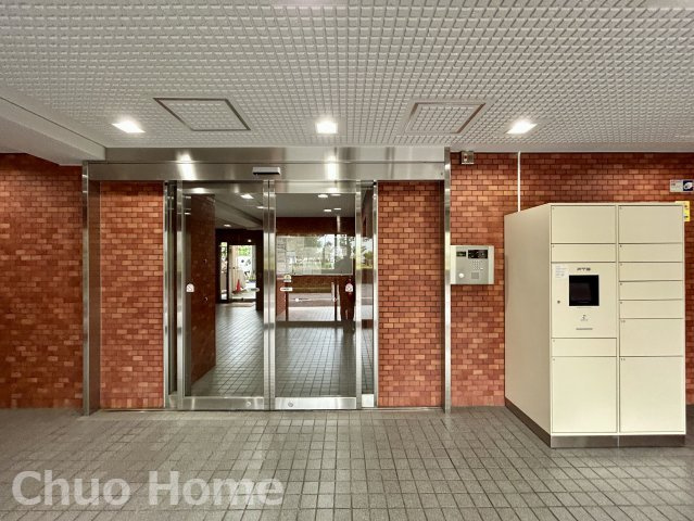 シャンボール南砂の防犯設備|【オートロック】オートロックシステムでセキュリティ充実。当たり前ですが、安全で安心して暮らすのって大事ですよね。お探しのご条件でオートロック付きの物件を探す方も多いですがやはりセキュリティは大事です。