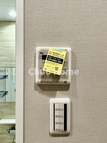 シャンボール南砂の内装|【浴室乾燥機】暖房・冷風・換気・乾燥が可能です。毎日を快適に過ごせるうれしい機能が揃っています。雨の日の洗濯物も安心です。