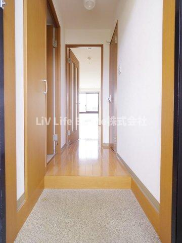 東村山市本町２丁目の賃貸マンションの玄関