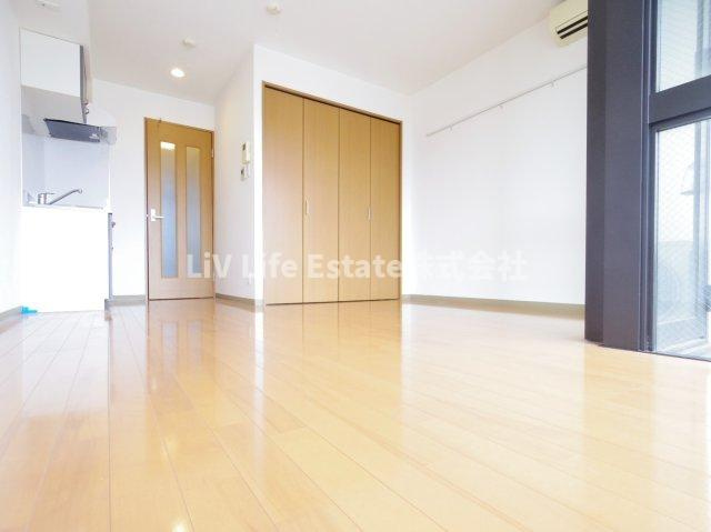東村山市本町２丁目の賃貸マンションの居間・リビング