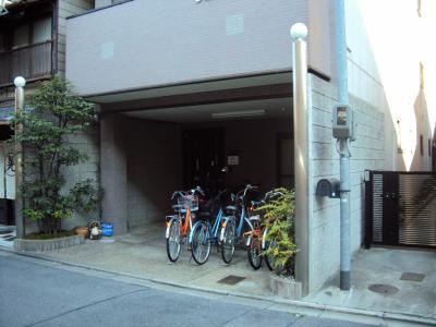 F・グロース（エフグロース）の外観