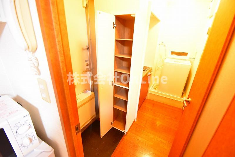八尾市水越１丁目のアパートの収納