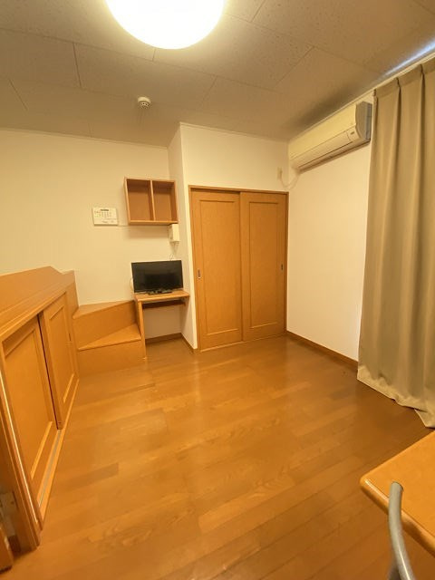 レオパレス佐藤マンションの居間・リビング|使いやすい居間です
