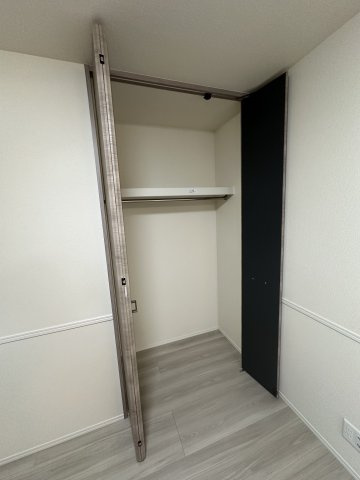 ＧＲＡＮＤ　Ｄ－ＲＯＯＭ浄水　Ｎ棟の玄関