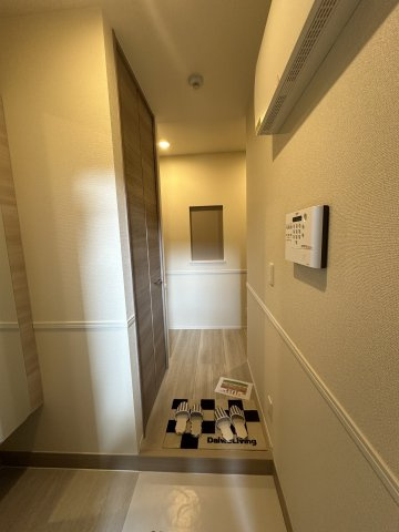 ＧＲＡＮＤ　Ｄ－ＲＯＯＭ浄水　Ｎ棟の玄関