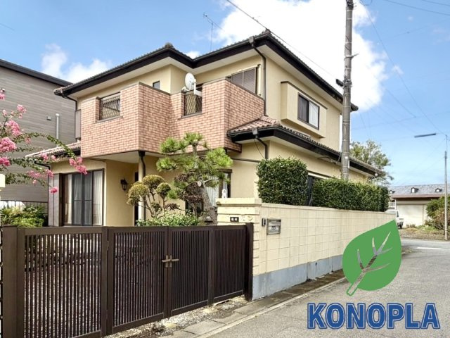 【中古戸建】本庄市寿1丁目の外観|■外観｜土日のご見学はもちろん、平日・夜間のご案内も大歓迎です♪「今から見たい」や「仕事終わりに見たい」にもご対応できますのでお気軽にお問い合わせください♪