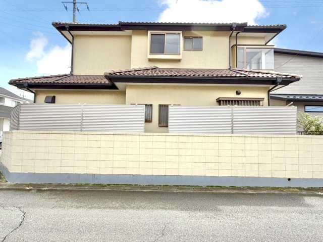 【中古戸建】本庄市寿1丁目の外観|■外観｜永く住むほどに愛着を深める、味わい豊かなデザインのオウチです♪まずはご見学ください♪