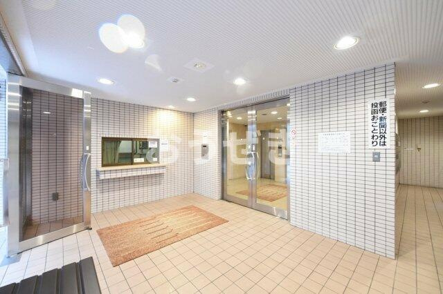 パーク・ノヴァ横浜阪東橋のロビー