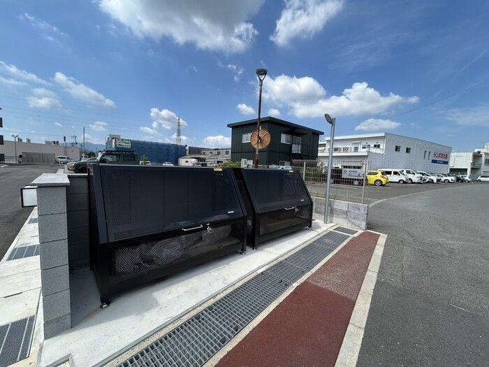 サンセール問屋町の駐車場
