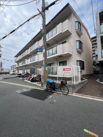 アン・アムールの外観