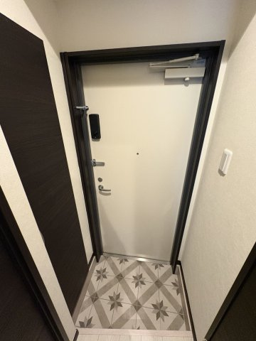 KENEDIX千葉中央の玄関