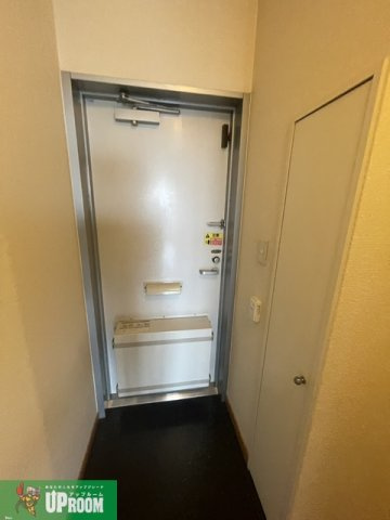 KAGOTAの玄関