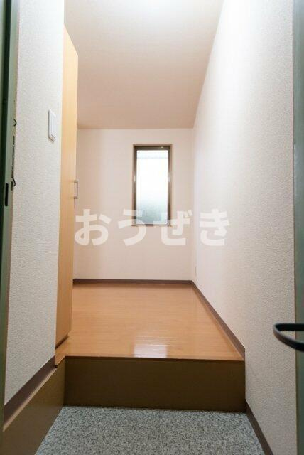 ジュネス３３Ａの玄関