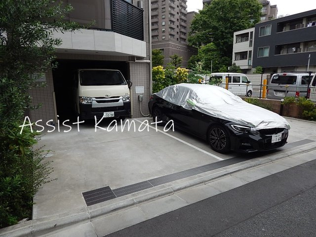 ルフレ田園調布南の駐車場