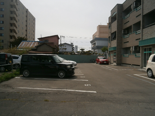 GreaTest116の駐車場