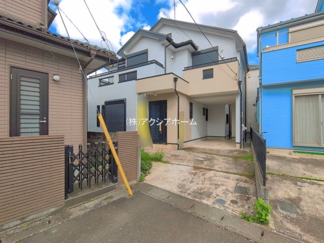 所沢市下安松　中古一戸建　～全居室6帖以上～の駐車場