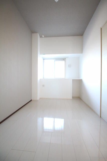 ＲＥＧＡＲＩＡ　ＫＯＫＵＲＡＫＩＴＡ　ＣＥＮＴＥＲＰＬＡＣＥの寝室
