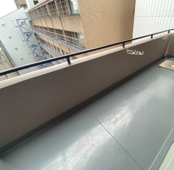 エクセル芦屋のバルコニー