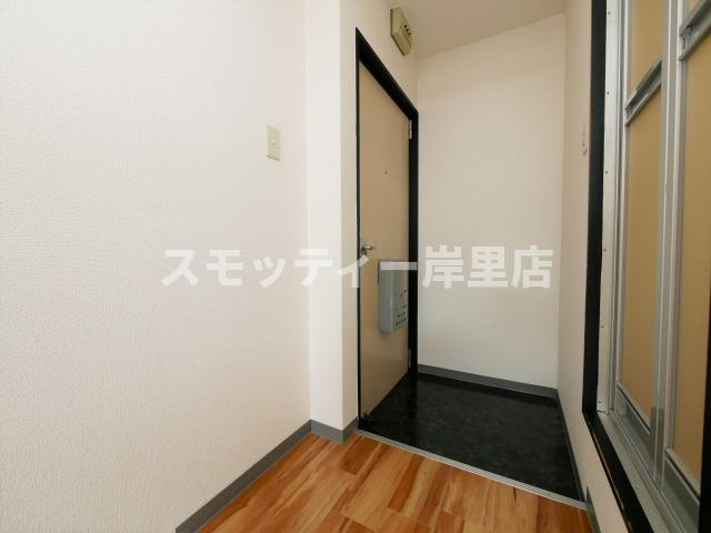 コスモレジデンス玉出の玄関