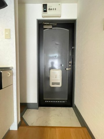 シャトレ隈IIIの玄関