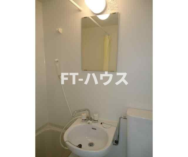 エステートピア池田の洗面所
