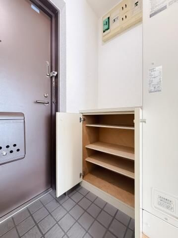 相模原市緑区相原２丁目の賃貸マンションの収納