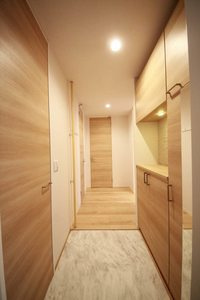 ShaMaison mohiro 駅前館の玄関