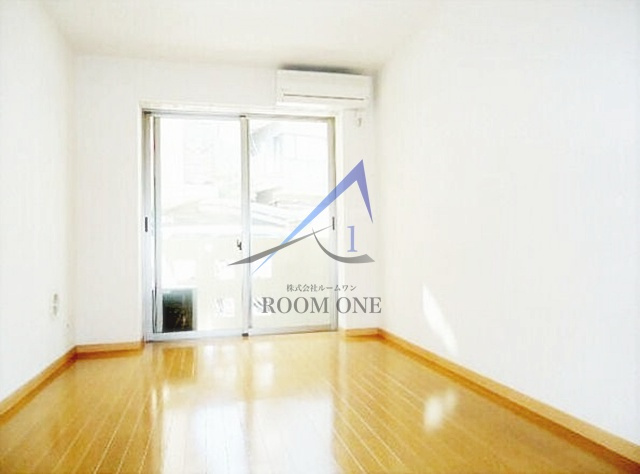 オランジュリーの居間・リビング|洋室のお部屋です。