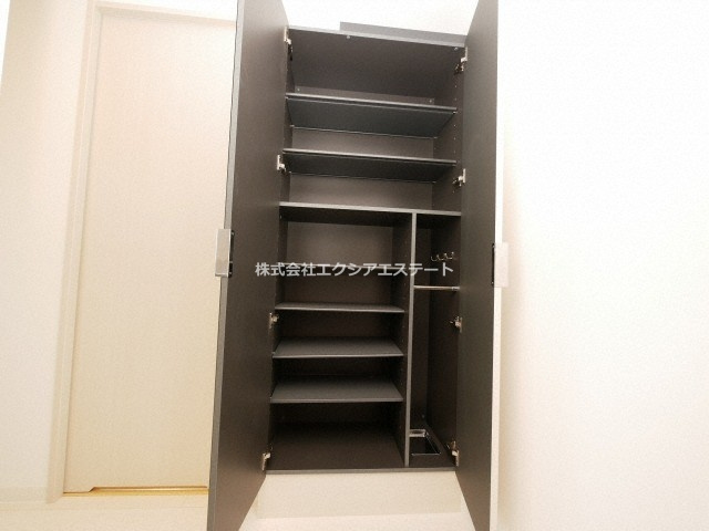 ヴィラ・セレーノ玉造本町の玄関