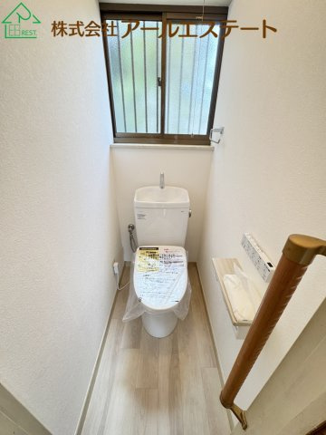 姫路市青山3丁目　　中古戸建のトイレ