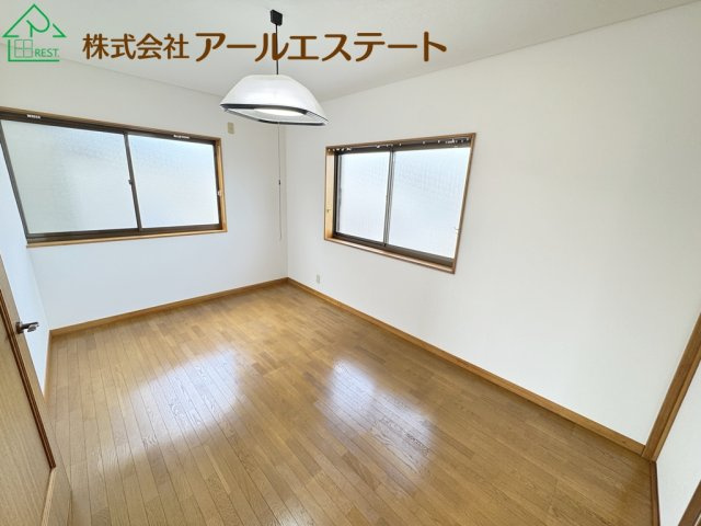 姫路市青山3丁目　　中古戸建の洋室