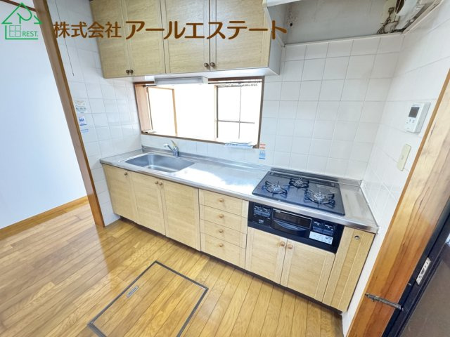 姫路市青山3丁目　　中古戸建のキッチン