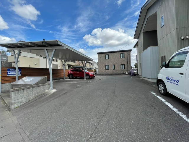 サンヒルつくほの駐車場
