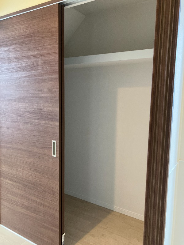 GRANDTIC TONG'S大橋の収納