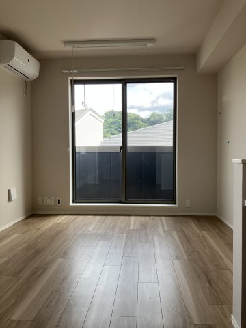 川崎市多摩区宿河原６丁目のアパートの居間・リビング|※他部屋参考写真