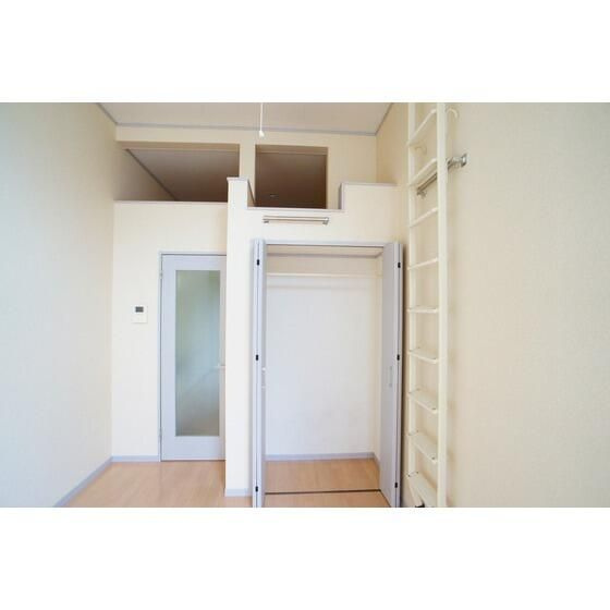 相模原市緑区元橋本町のアパートの収納