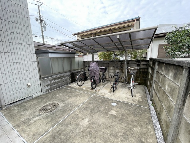 Ｍａｉｓｏｎ　ｄｅ　ｌａ　ｌｕｍｉｅｒｅのその他共用部分|★屋根付き駐輪場★