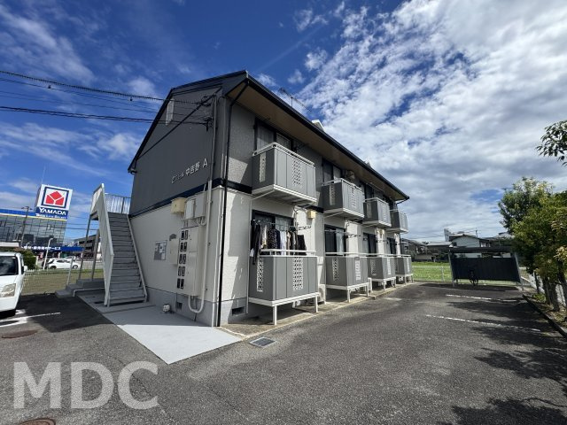 セジュール中吉野　A棟の駐車場