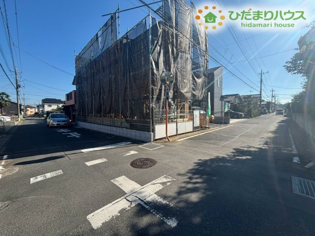 深谷市上野台　第62期　新築一戸建て　クライン　01の前面道路含む現地写真