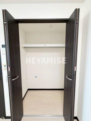 グランアズール浦上の収納|※反転間取りのお部屋の画像です※現況を優先します