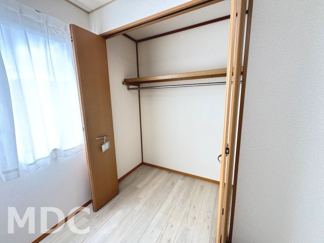 セジュール中吉野　B棟の収納