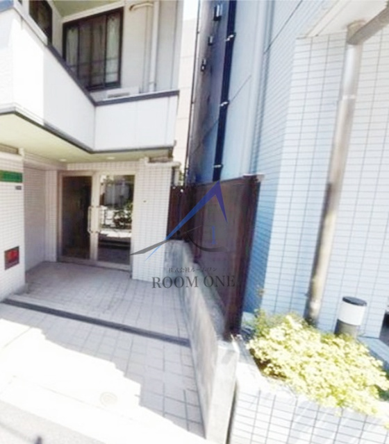 山田マンションのエントランス|エントランスです。