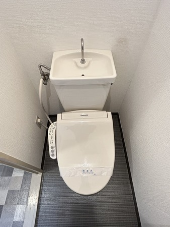 ウエストロー西取石のトイレ
