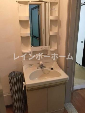 キャッスル稲毛の独立洗面台