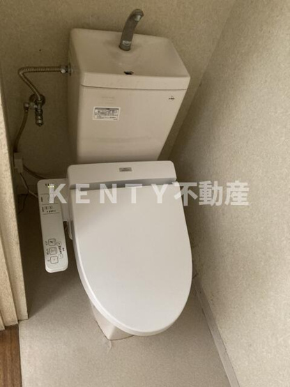 【トイレ】 | 大森北３丁目戸建 | 落ち着いたトイレです