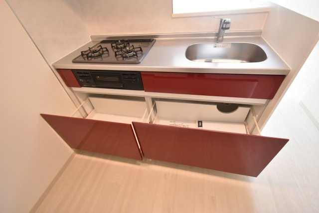 西宮市鳴尾町５丁目の賃貸マンションのキッチン